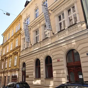 Star **** Prag